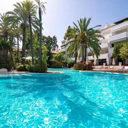 Apartment Exclusive Beachside Surrounded By The Beauty Of Puente Romano. *